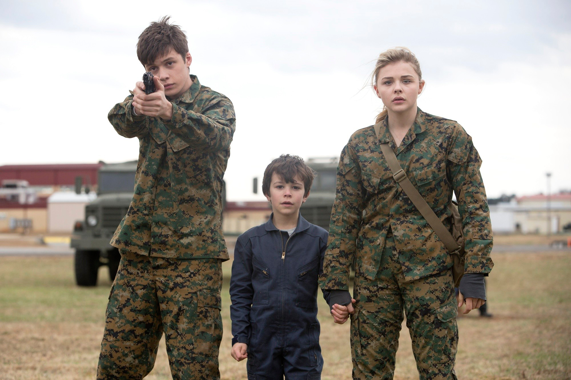 The 5th Wave' Movie Review: Chloe Moretz in Dystopian Drama