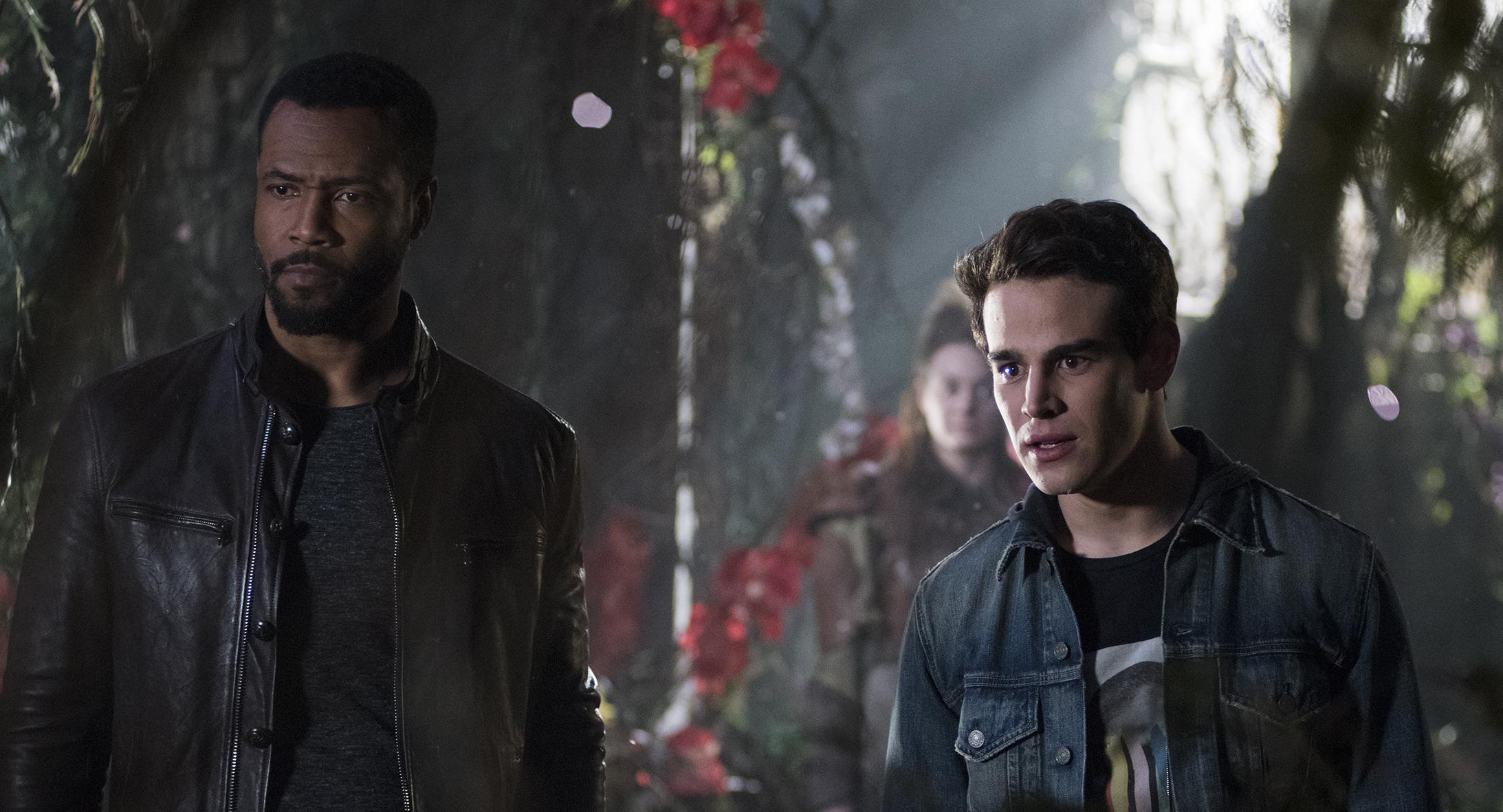 Shadowhunters' 1×03 Recap: 'Dead Man's Party' – TMI Source